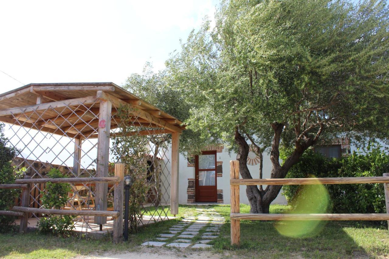 Casa Vacanze Sisuledda 오로세 외부 사진
