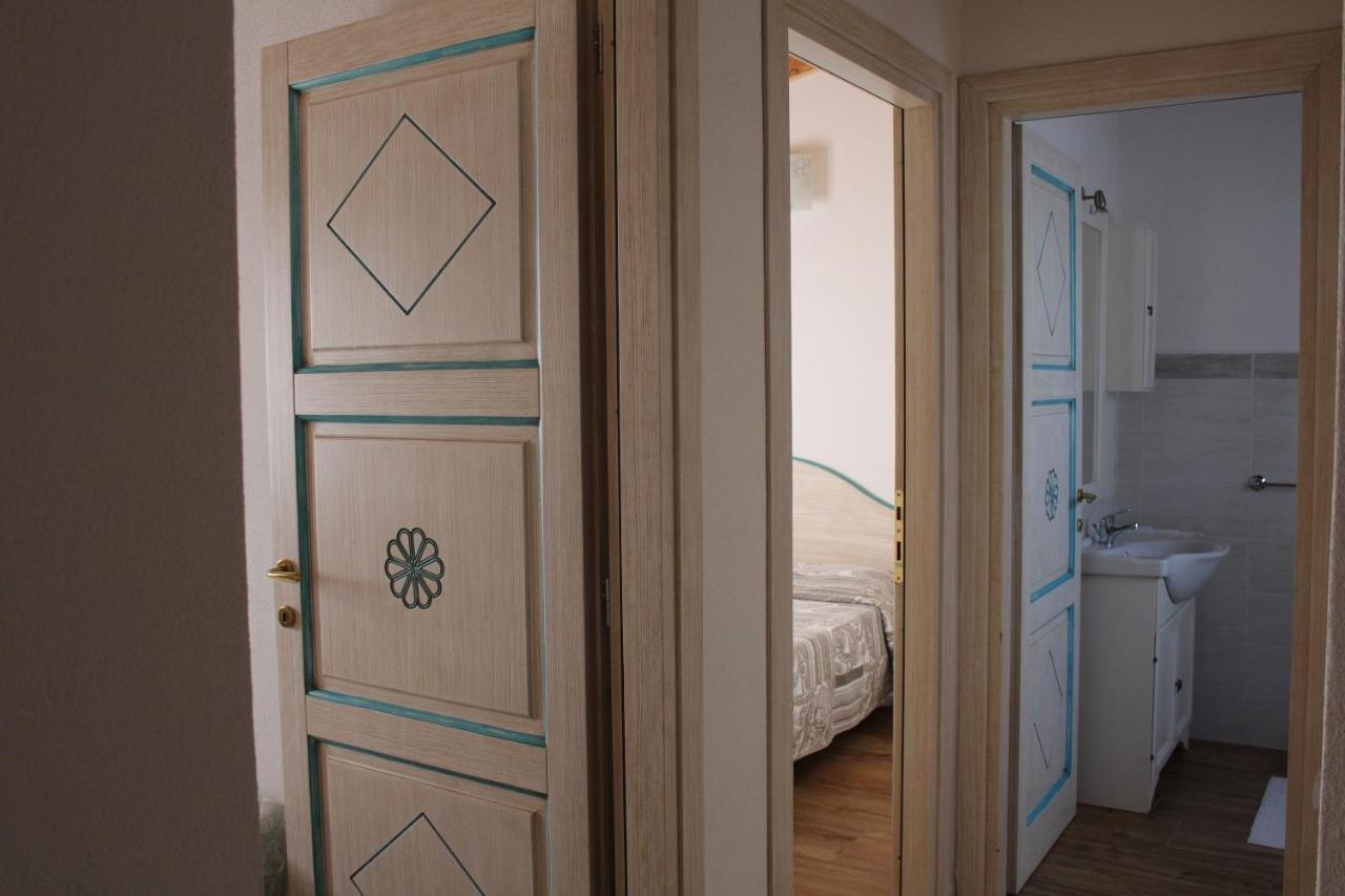 Casa Vacanze Sisuledda 오로세 외부 사진