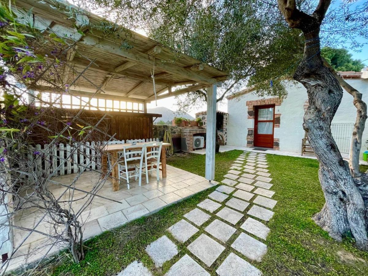 Casa Vacanze Sisuledda 오로세 외부 사진